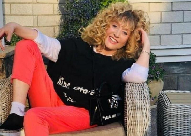 Вайкуле заступилась за Пугачёву, назвав её "звездой до конца жизни"