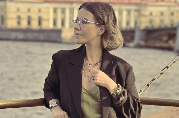 Ксения Собчак попала в лужу после поездки в Испанию