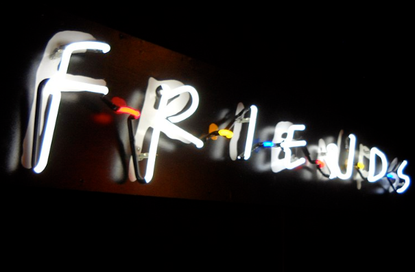 Сценаристка «Друзей» рассказала о неприятном опыте работы со звездами сериала