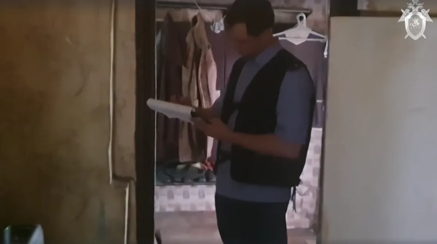 Расчленил и закопал еще одну жертву на участке: В Челябинске маньяк 14 лет держал девушку в заточении