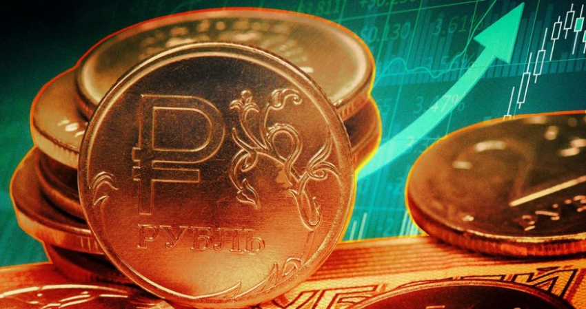 Курс доллара сегодня, 3 августа: американская и европейская валюта обновляли краткосрочные максимумы