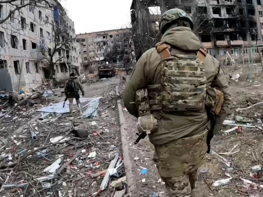 Британская разведка обвинила в медленном продвижении ВСУ кусты