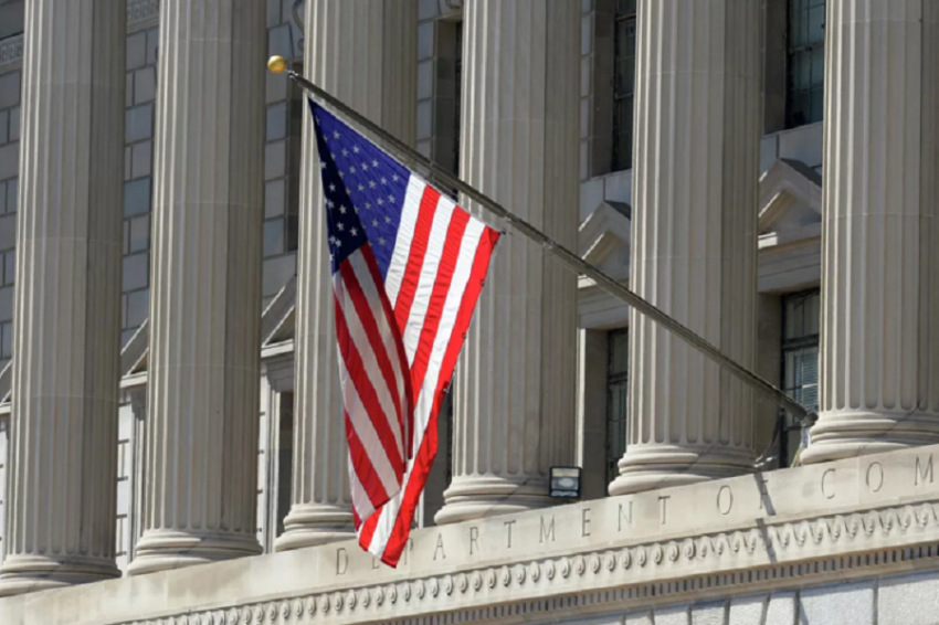 РИАН: США пришлось отдать «самое ценное» за свои долги