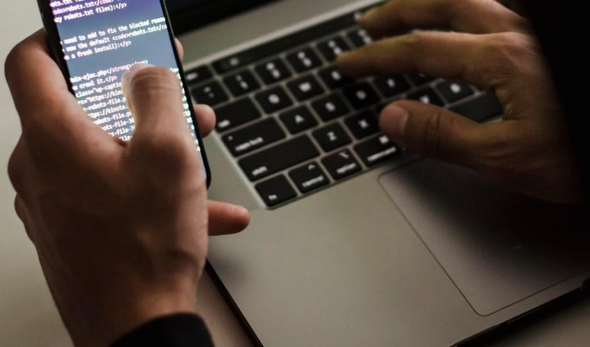 МВД: Украинские мошенники склоняют россиян к терроризму и диверсиям