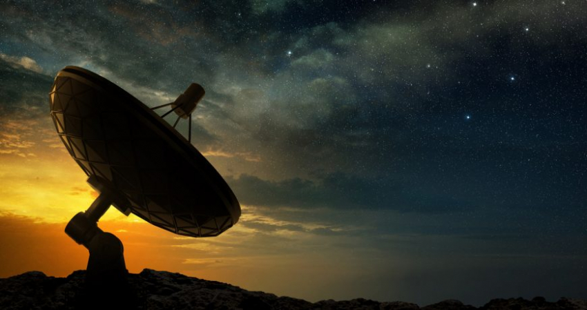 Космическое чудо: учёные зафиксировали необычные явления на Земле, Луне и Марсе