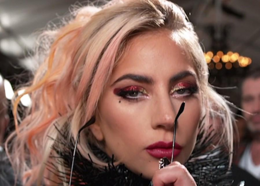 Отец певицы Леди Гаги Джерманотта пожаловался на заполонивших элитный район Нью-Йорка мигрантов