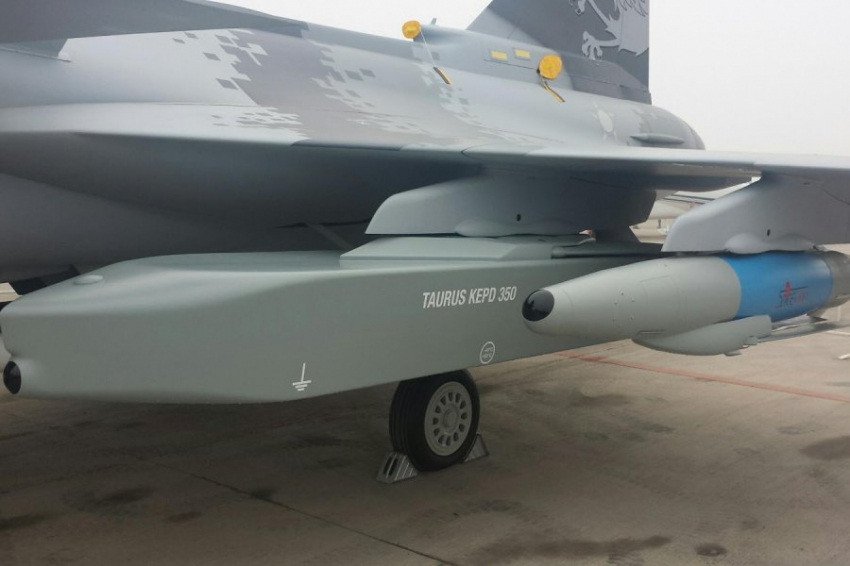 Германия перепрограммирует дальнобойные ракеты Taurus перед передачей Украине