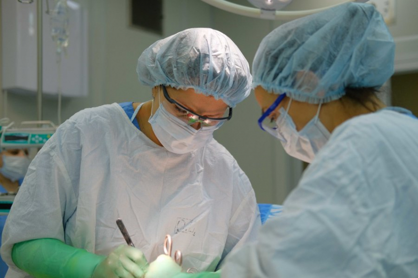 Врачи спасли жизнь многодетной 26-летней свердловчанки