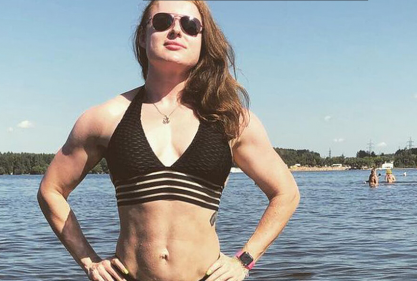 Дочь Марии Шукшиной показала фото в купальнике