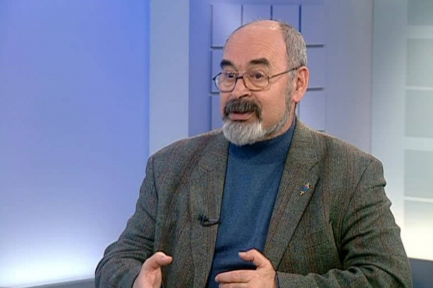 Литовкин объяснил переход ВСУ от наступления к обороне