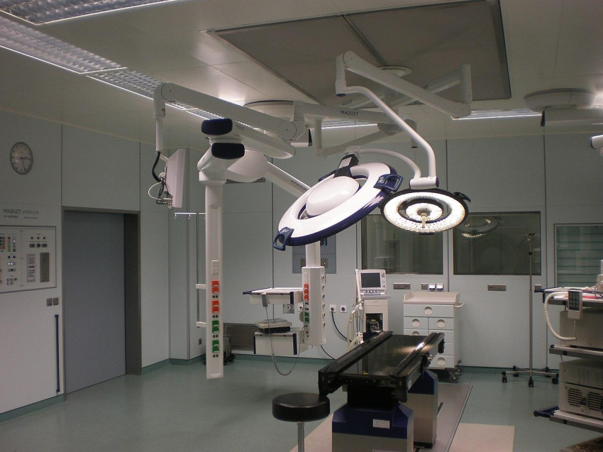 Разработан способ дезинфекции операционных при помощи электрического поля