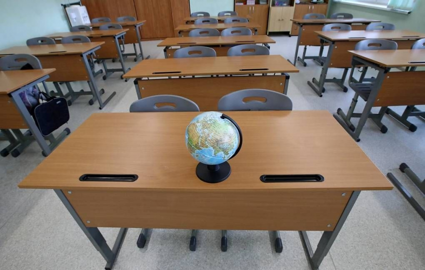 Красивые поздравление в стихах с 1 сентября учителю и коллегам