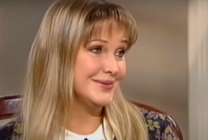 Елена Проклова отпраздновала день рождения в одиночестве