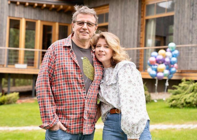 Сын Александра Ширвиндта переехал из Москвы загород после перепалки с Талызиной