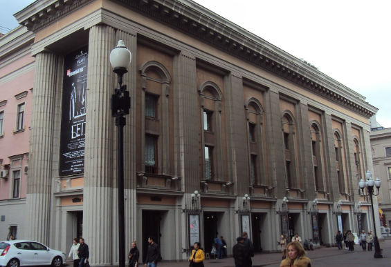 Двум артисткам театра Вахтангова потребовалась медицинская помощь