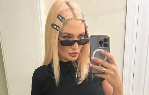 Звезда «Универа» Рудова купила матери квартиру в Москве