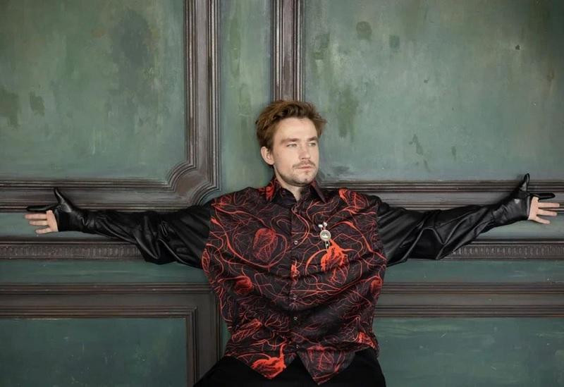 Экс-избранница Петрова Старшенбаум отреагировала на внезапную женитьбу артиста после двух недель знакомства