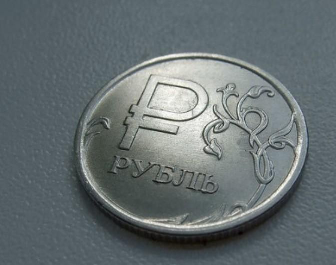 Финансист Антонов прогнозирует курс 98,5 рубля за доллар на следующую неделю