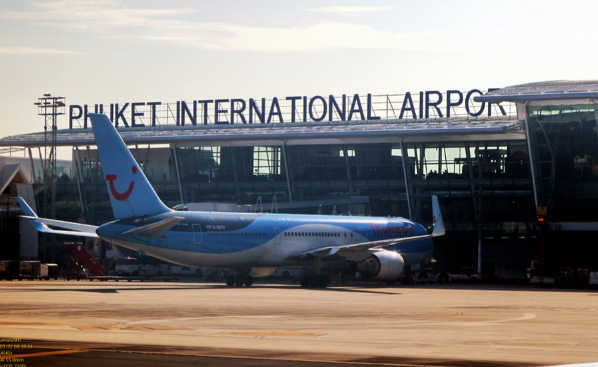 Российский турист две недели жил в аэропорту Пхукета