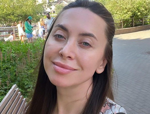 Наталья Фриске снова пришла в больницу, чтобы обсудить ЭКО