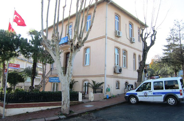 Звезда турецких сериалов Седа Феттахоглу найдена мертвой в парке Стамбула