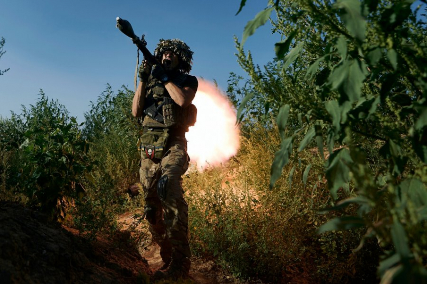 ВС Украины увеличили интенсивность ударов по позициям ВС РФ у Времевского выступа