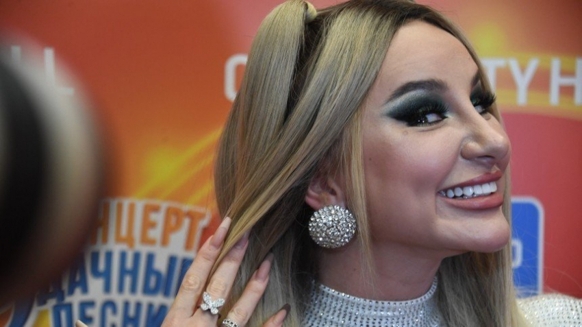 Названо имя новой Примадонны России, так как Алла Пугачева сбежала из страны