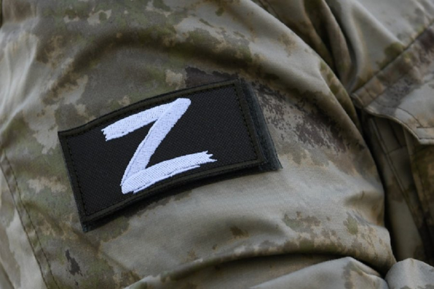 Рабочему из Екатеринбурга повредили машину из-за поддержки СВО РФ