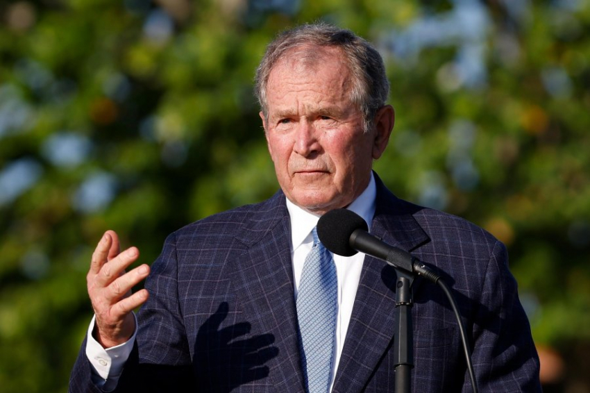 Джордж Буш-младший удивился своей давней фотографии с Пригожиным