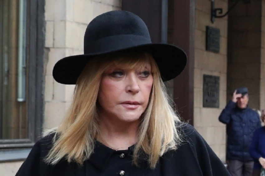 KP.RU: Соседи не узнают Пугачеву из-за изменившейся внешности