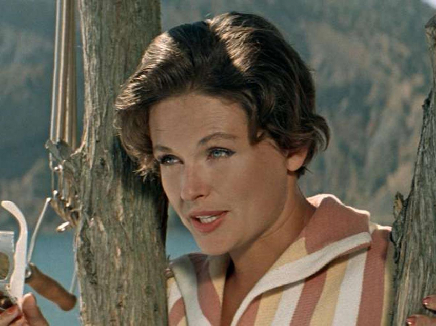 Наталья Фатеева на пике славы бросила дочь и сдала внука в детдом