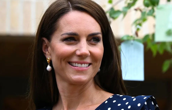 Кейт Миддлтон сравнили со Стивом Джобсом из-за нового наряда