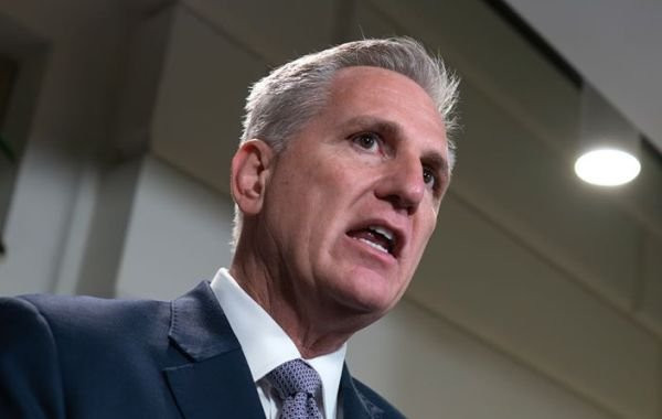 Кевин Маккарти снят с поста спикера палаты представителей США