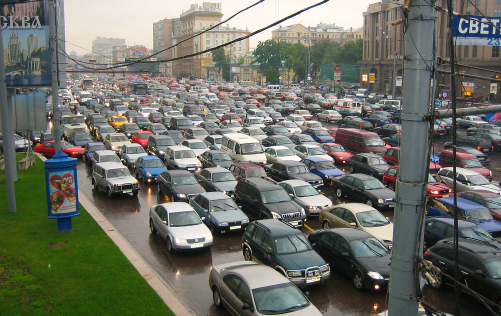 Москвичей предупреждают о риске 8-балльных пробок в столице