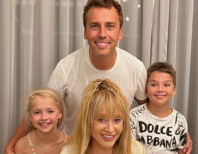 Максим Галкин прервал молчание и сообщил, что проснулся от сирен и ракетного обстрела