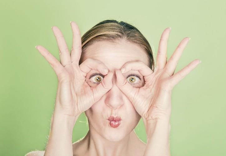 Mirror: Британка после окрашивания волос потеряла зрение на несколько дней