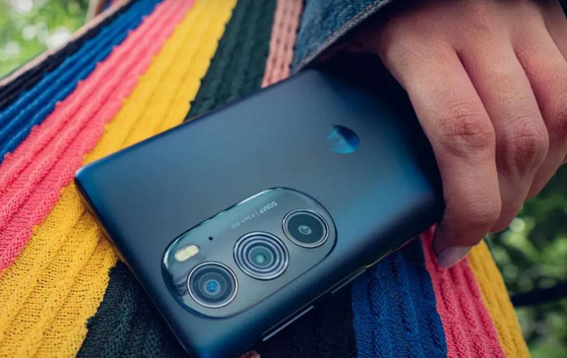 Motorola представила концепт смартфона для ношения на запястье