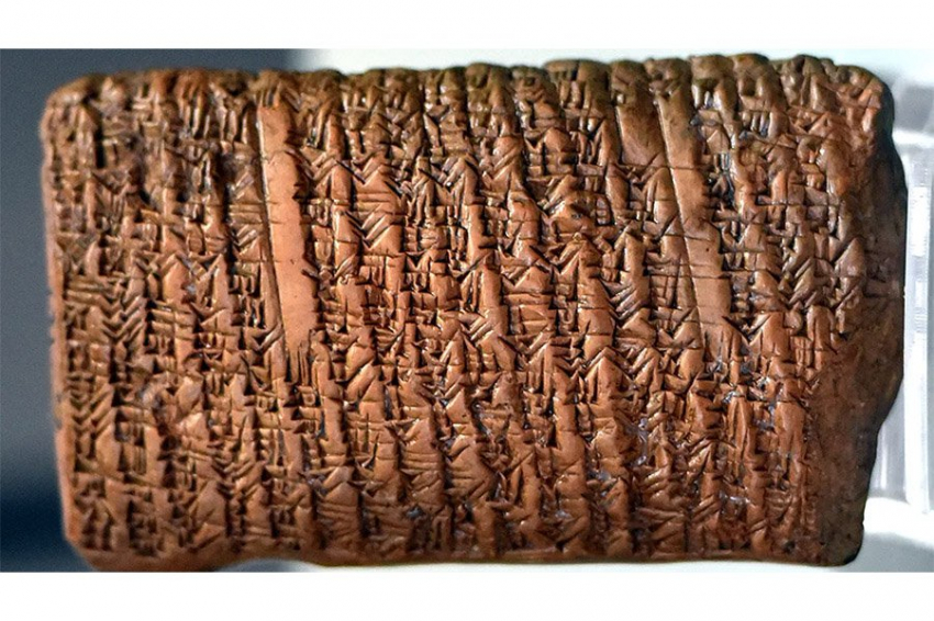 Теорема Пифагора описана на глиняной табличке, которая на 1000 лет старше самого Пифагора