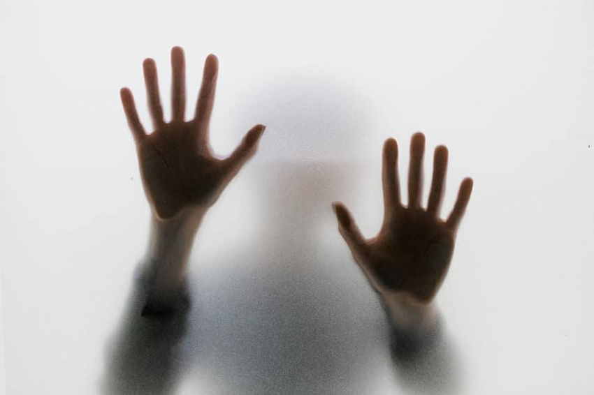 Депрессия и хронический стресс значительно повышают риски развития болезни Альцгеймера