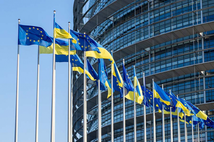 Запад все более открыто начал признавать поражение Украины