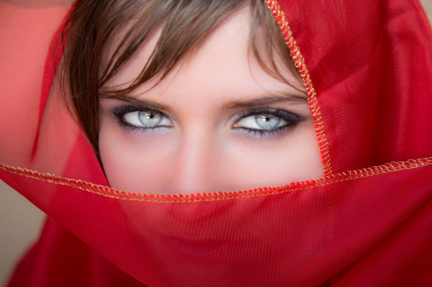 Все голубоглазые люди имеют одного общего предка