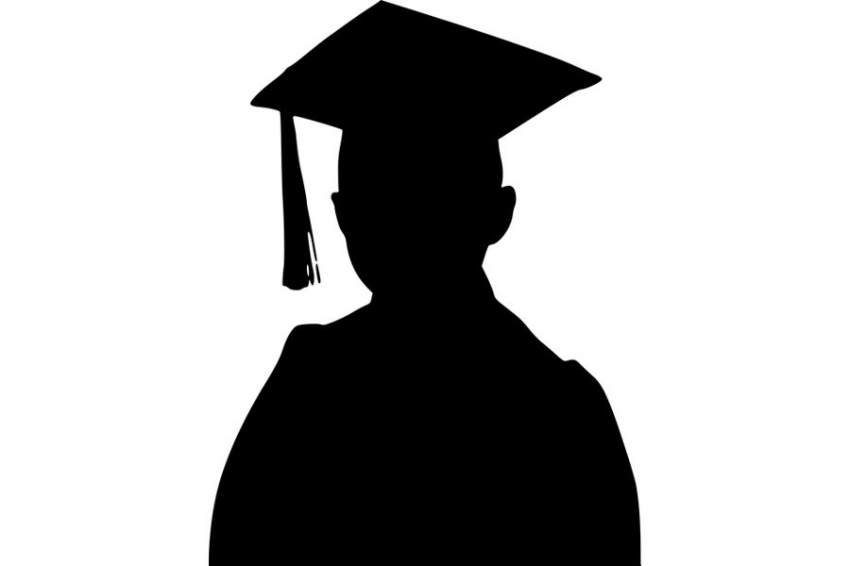 Работодатели требуют наличия высшего образования у кандидатов на работу