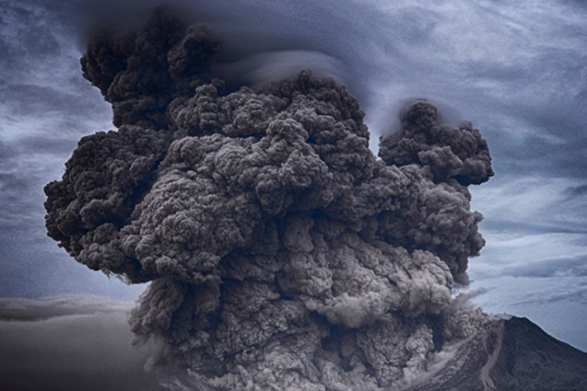 Произошедшее 520 000 лет назад извержение вулкана Санторини было в 15 раз сильнее рекордного извержения Тонги