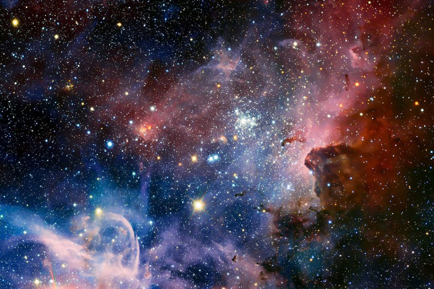 Вселенная может быть моложе, чем считалось