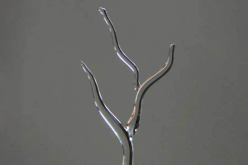 Ученые на 3D-принтере создают кровеносные сосуды изо льда