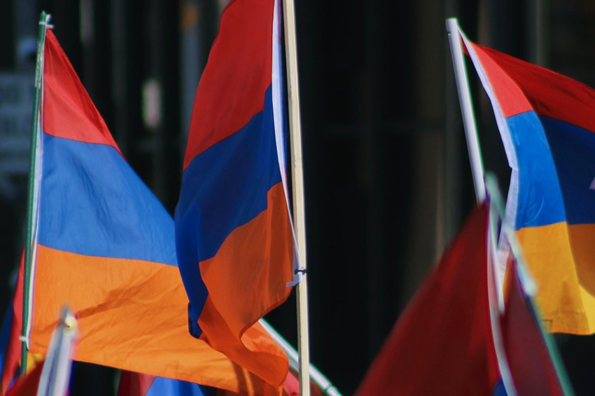 Спасти отношения Москвы и Еревана могут сами армяне