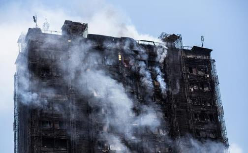 «Горит, как свечка!» Что делать, если загорелись стены дома?