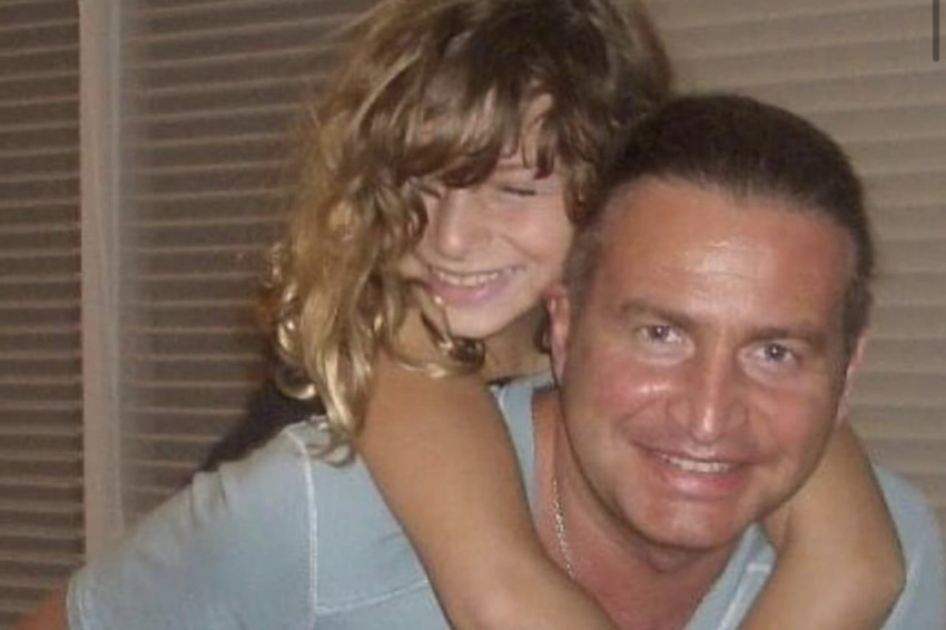 «Обидно, что не знает»: Леонид Агутин признался в недостатке образования живущей в США дочки