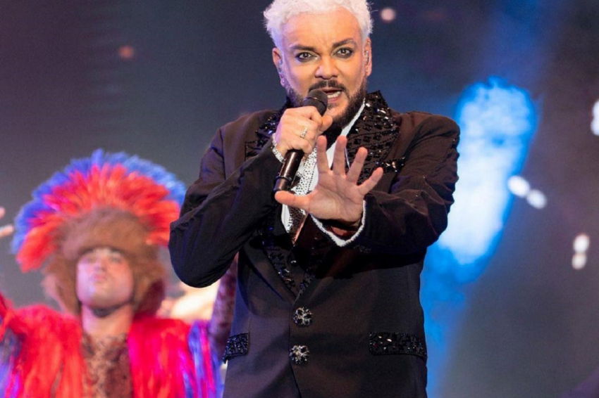 Филипп Киркоров впервые показал татуировки на руках и объяснил их значение