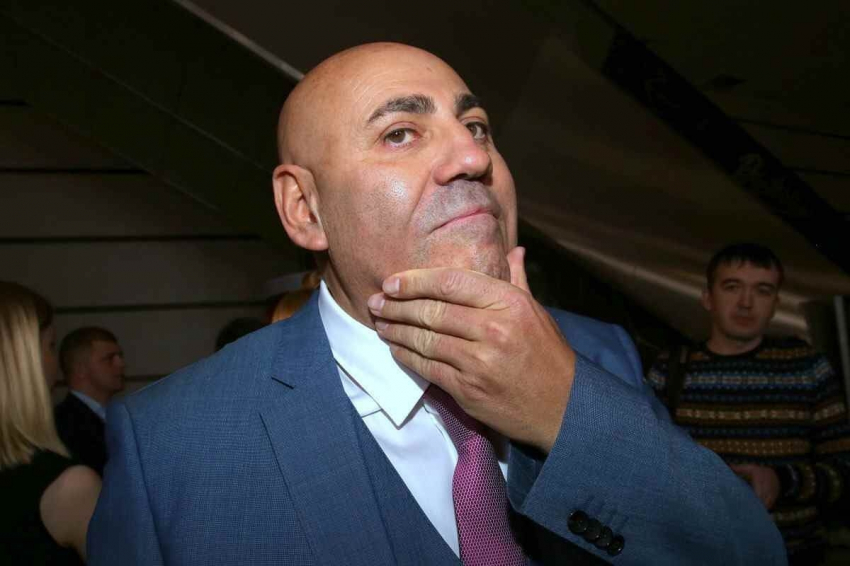 Пригожин: в ситуации с Пугачевой мнения звезд разделились